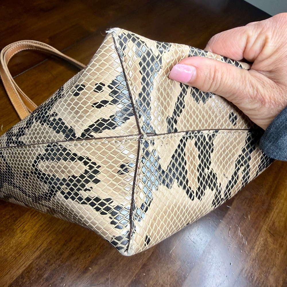Consuela East West Tote Snake Print Bag - Picture 4 of 8